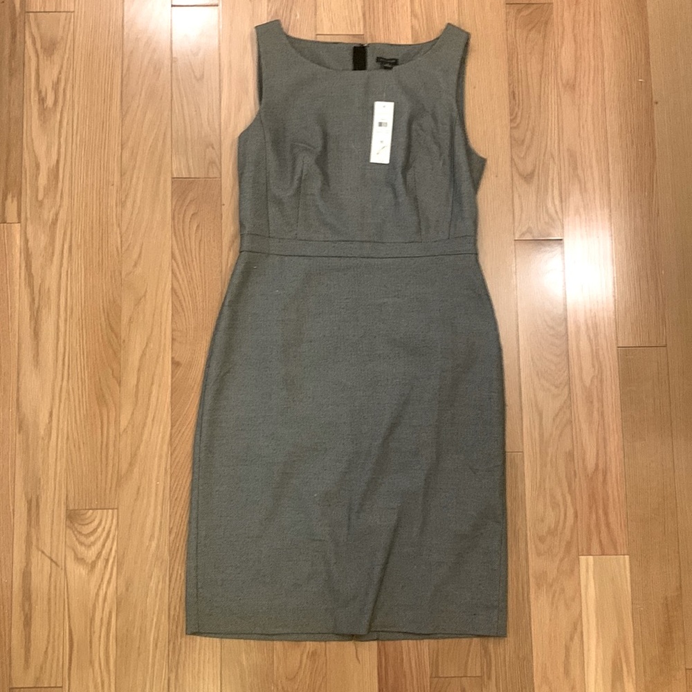 Ann Taylor Sleeveless Dress